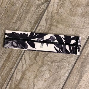 Lululemon headband
